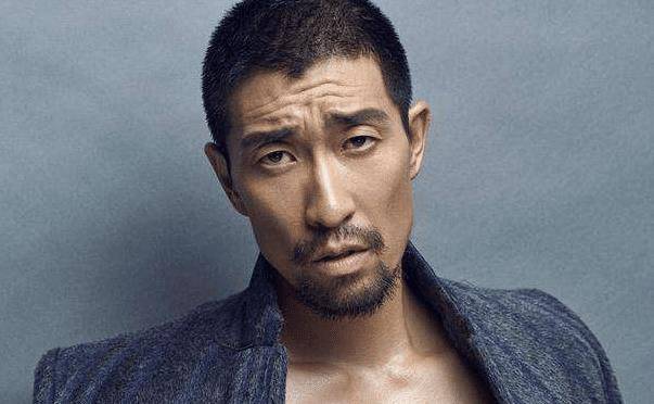 王千源是科班出身的演员,父亲是一级演员,却凭借着自己实力说话_作品