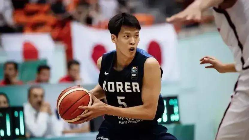 原创国际篮联发布亚洲十大球星克拉克森位居榜首我们男篮两人入选