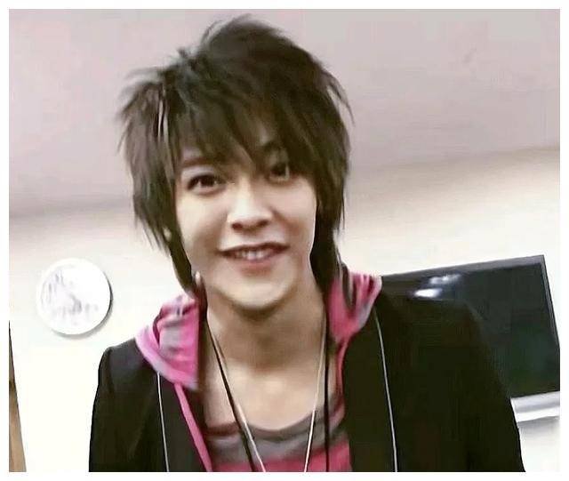 汪东城,颜值神仙,魅力无限,身材完美!_演技_风格_未来