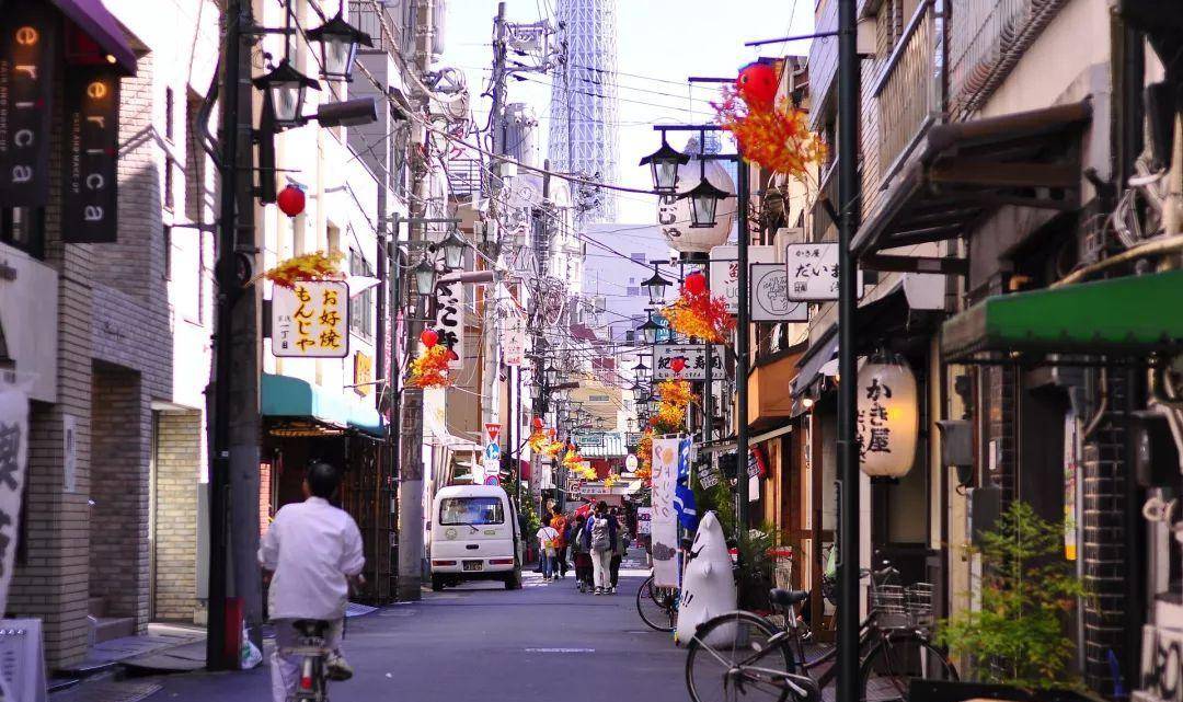 原创1984年北京老妇意外获得30亿主动捐出24亿巨款其中有何隐情