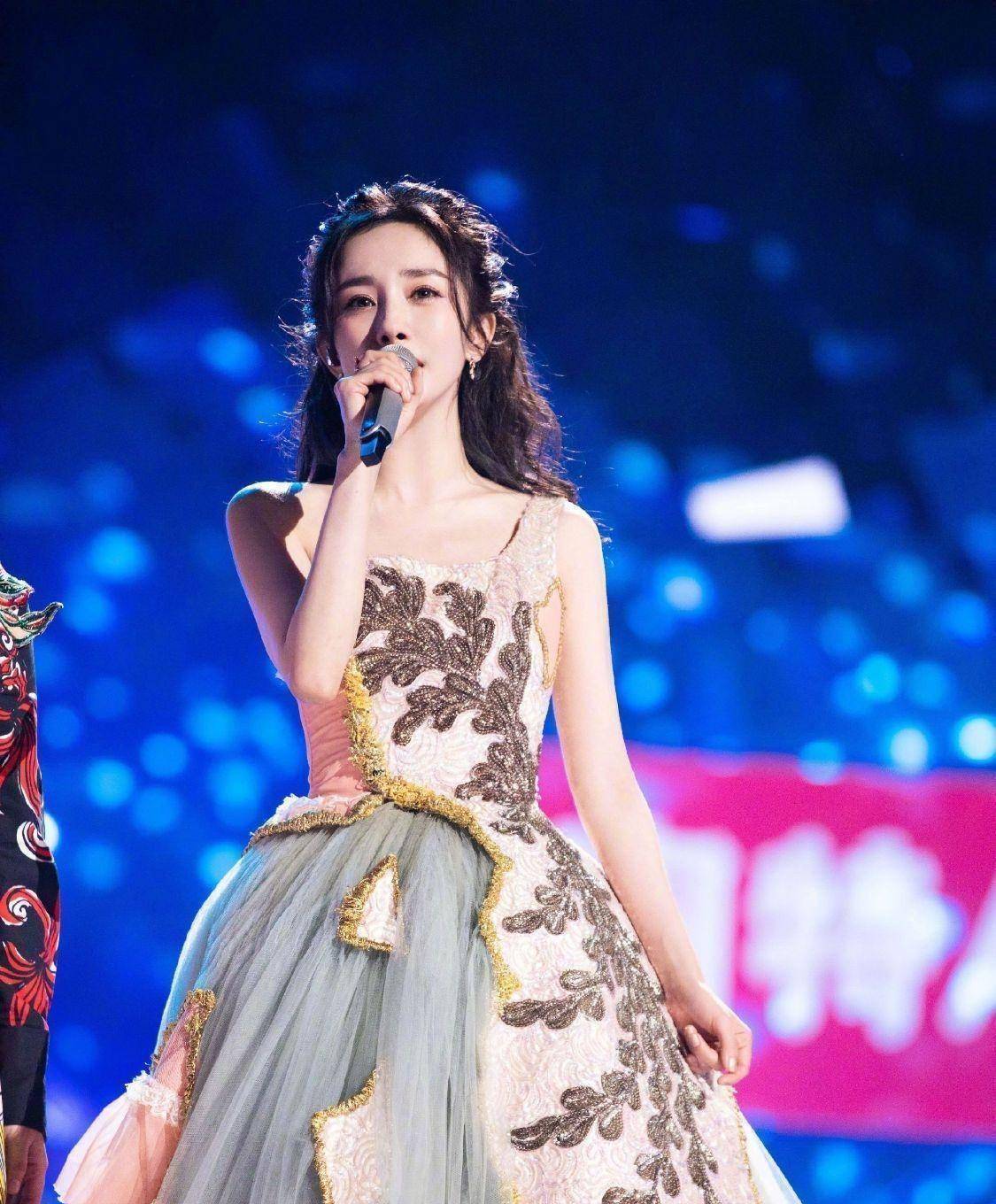 原创原创中视协演名单出炉杨幂当选委员合情合理王子异引来一片吐槽