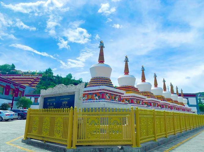 青海旅游6天找导游纯玩怎么收费西宁六日游请私人导游费用详情