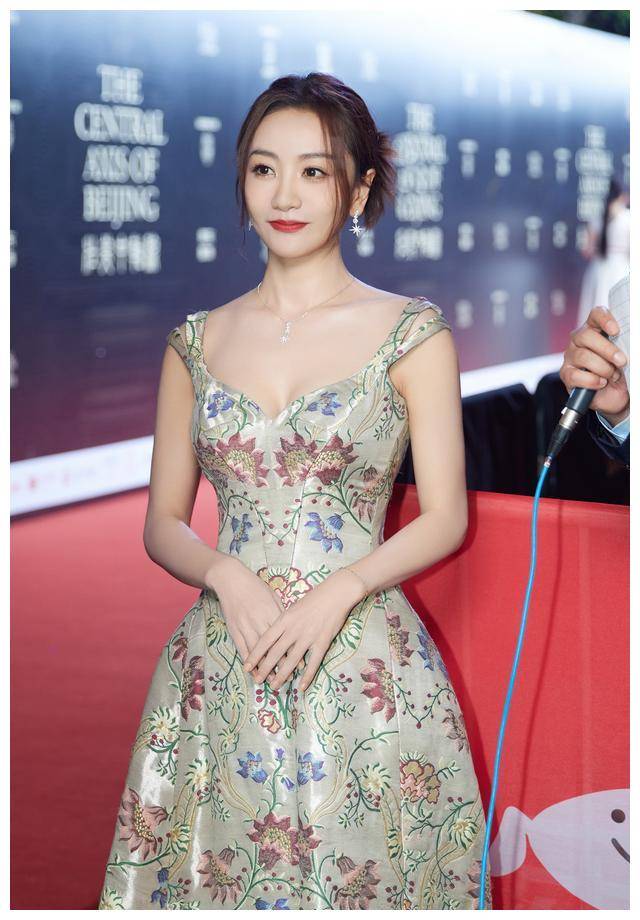 杨蓉再登《大侦探》,你看出她的表现了吗?_节目_明星_嘉宾