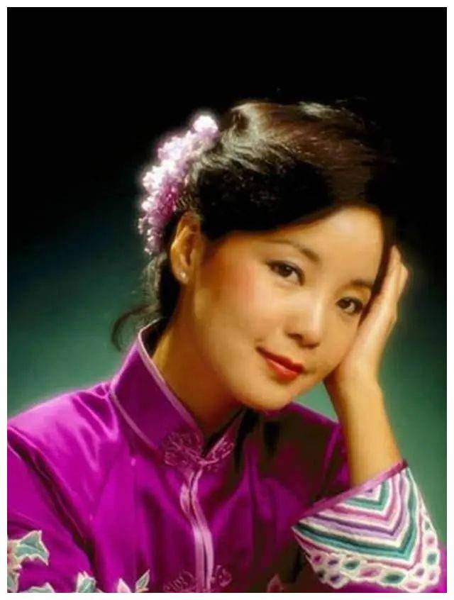 原来他早已离世经历三段婚姻生下6名子女没有亲人为他送终