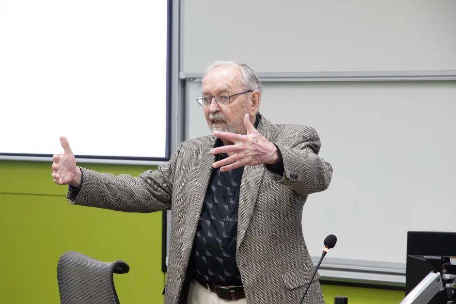 美国国家工程院院士jmichaelharrison教授做客港中大深圳