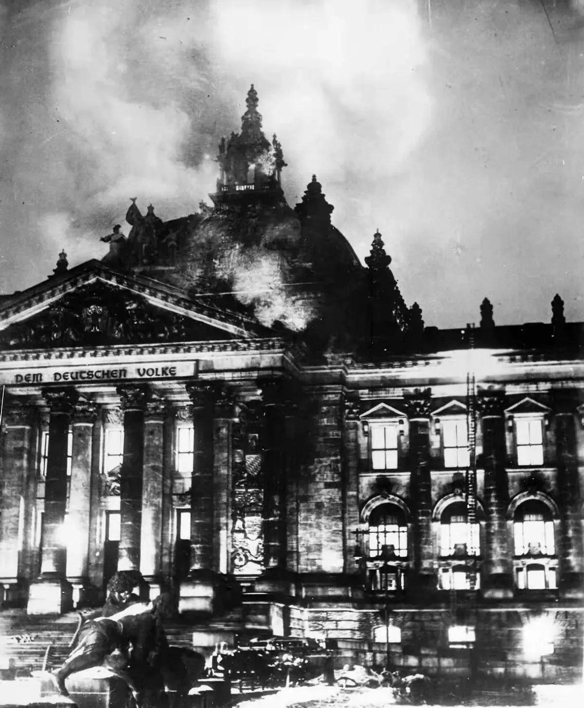 浅谈国会大厦保卫战,第三帝国最后的顽强_苏军_德军_德国