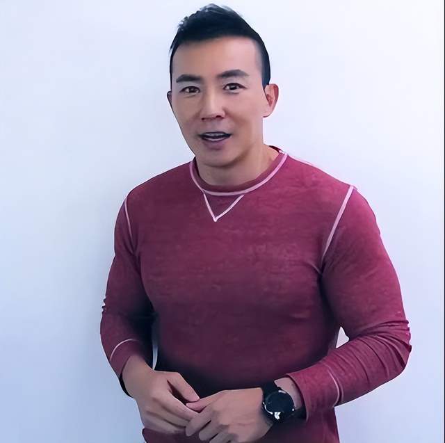 刘畊宏,网络名人热后的真相,在他身上可见一斑_直播间_周杰伦_时间