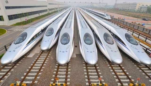 西方人疑惑给西部修铁路又不赚钱为何还不停地修看国家的考量