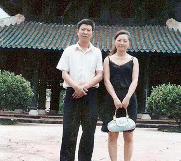 原创贵阳亿万身家煤老板识人不清引狼入室被妻子及其情人谋害