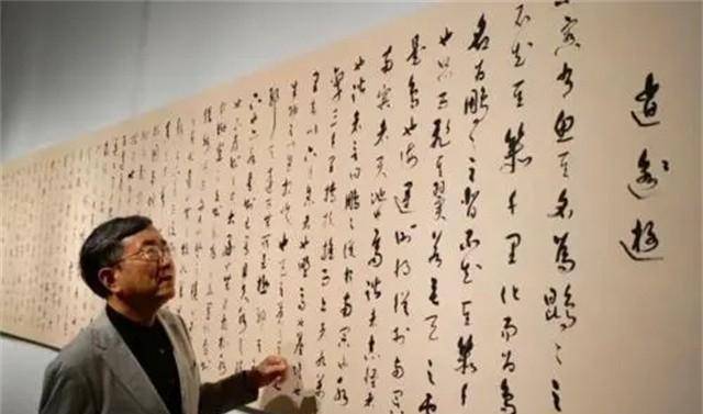 原创文坛巨匠余秋雨陪伴我的只有孤独我的人生其实很苍凉