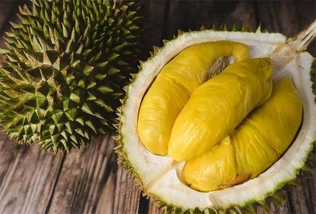 女人经常吃榴莲,会有6个好处,医生表示:早了解早受益_女性_维生素_水