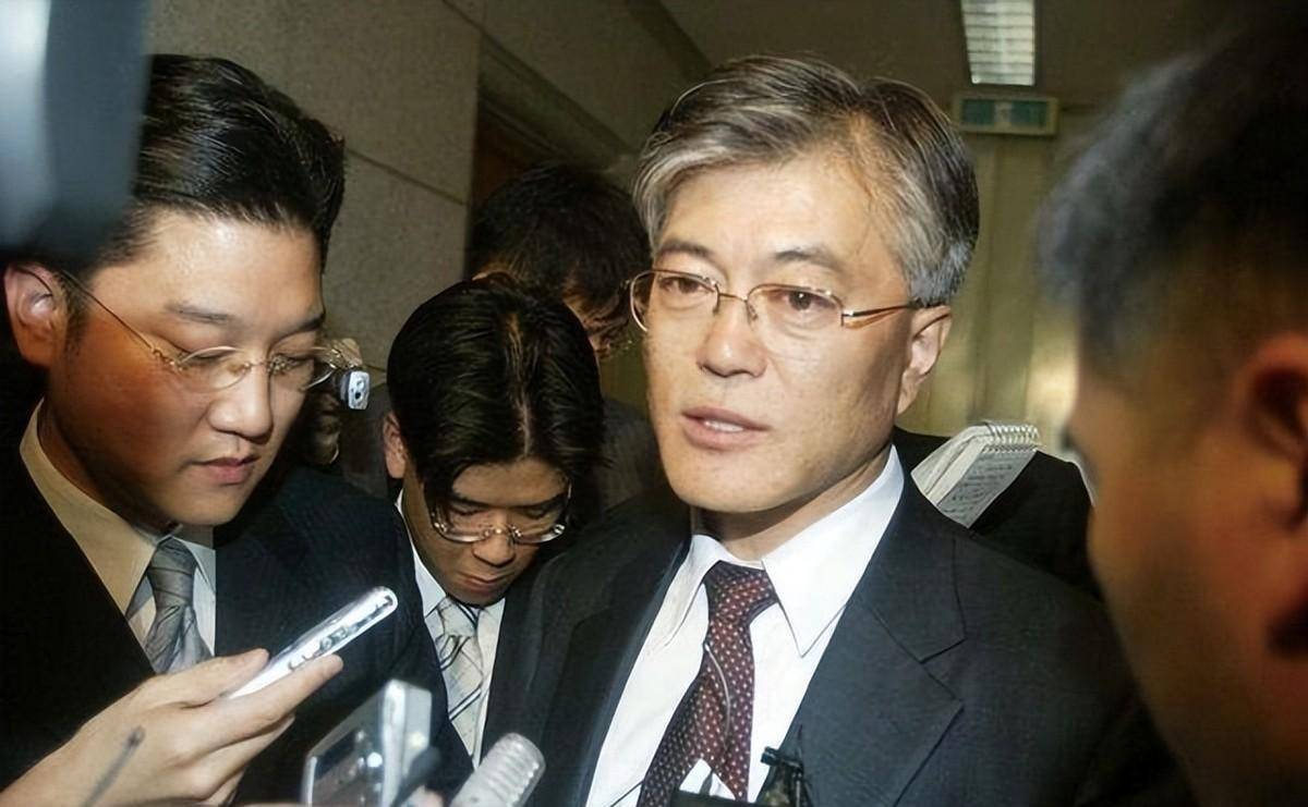 2017年文在寅访华做了一件前所未有的事