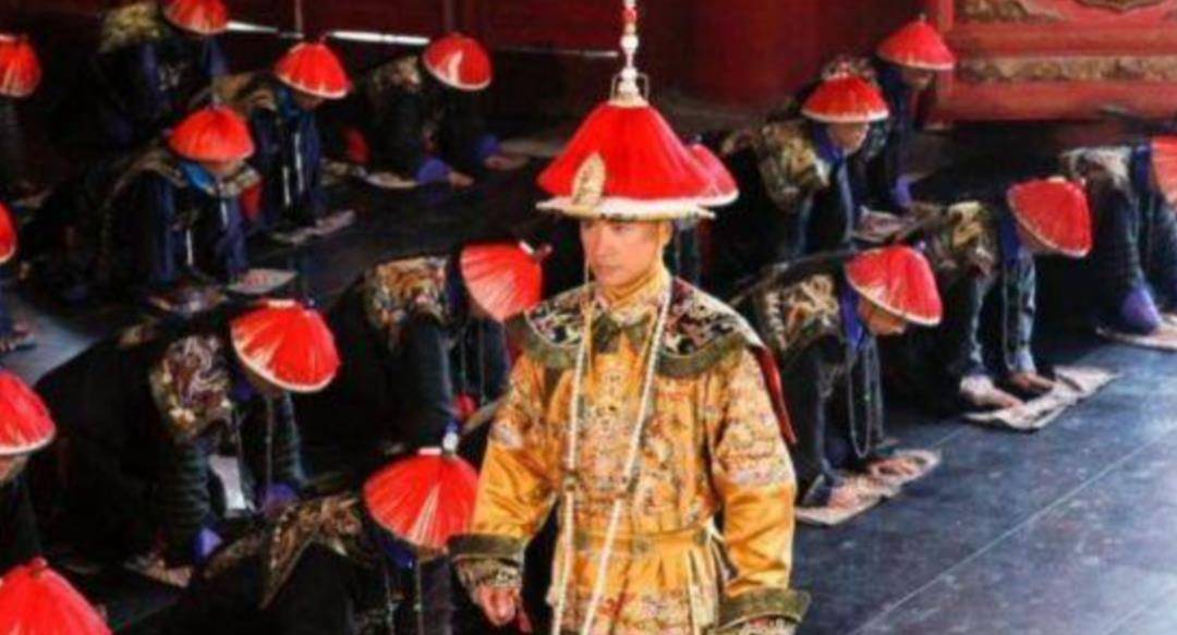 原创古代中国的官老爷为何爱摆官架子