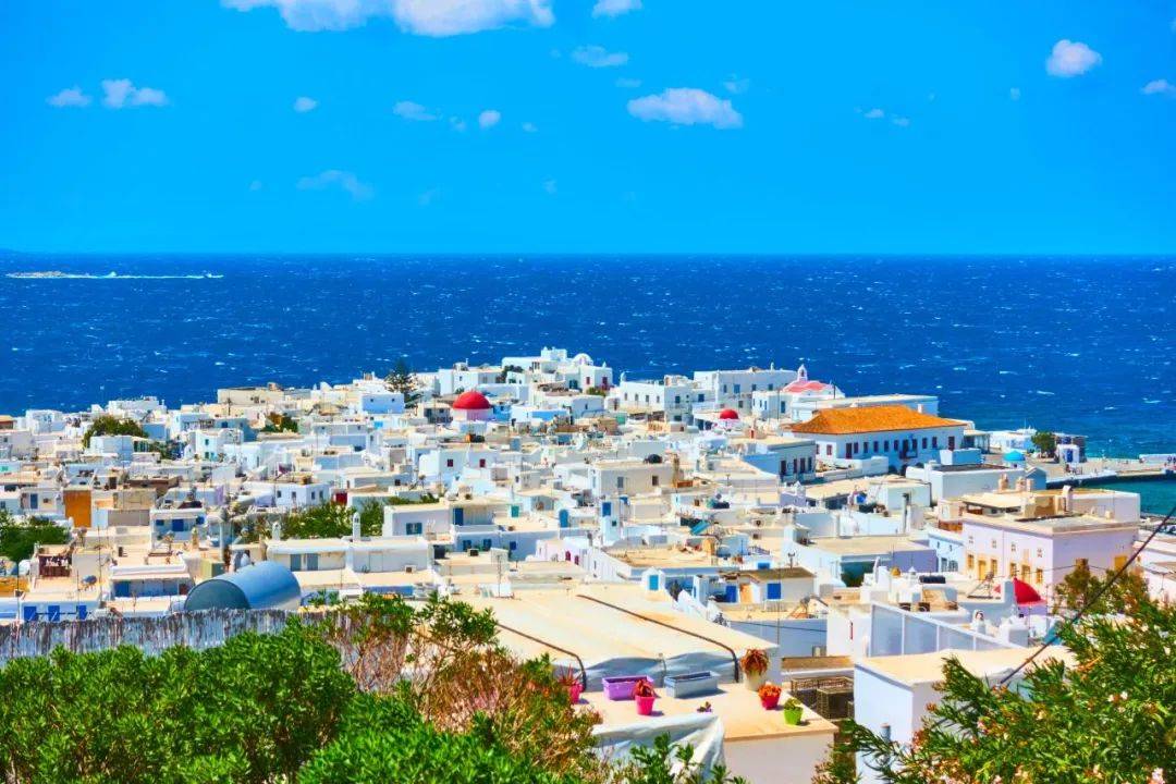 希腊后,保留好此次登陆希腊过程中所有成员的登机牌,这是重要的凭证