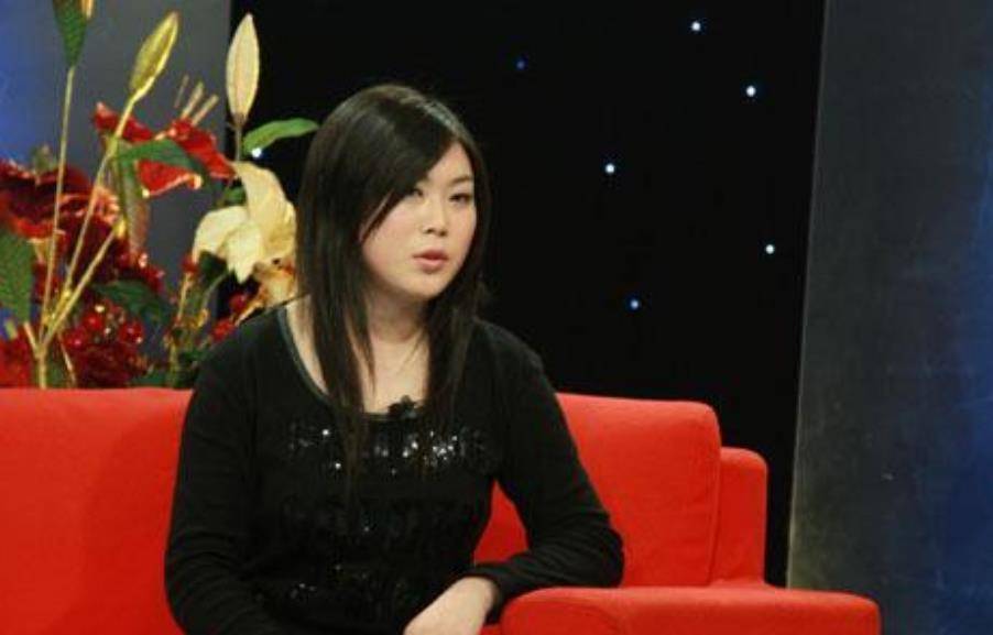 曾经北漂的西单女孩,卖唱走红上春晚,如今转战商场界身价过亿_任月丽