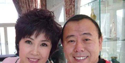 原创杨云指责潘长江医生说你活不过25我还是嫁给了你你有良心吗