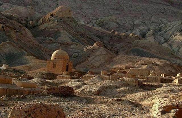 原创汉朝西域楼兰为何会荒无人烟那里的白种人去了哪里呢