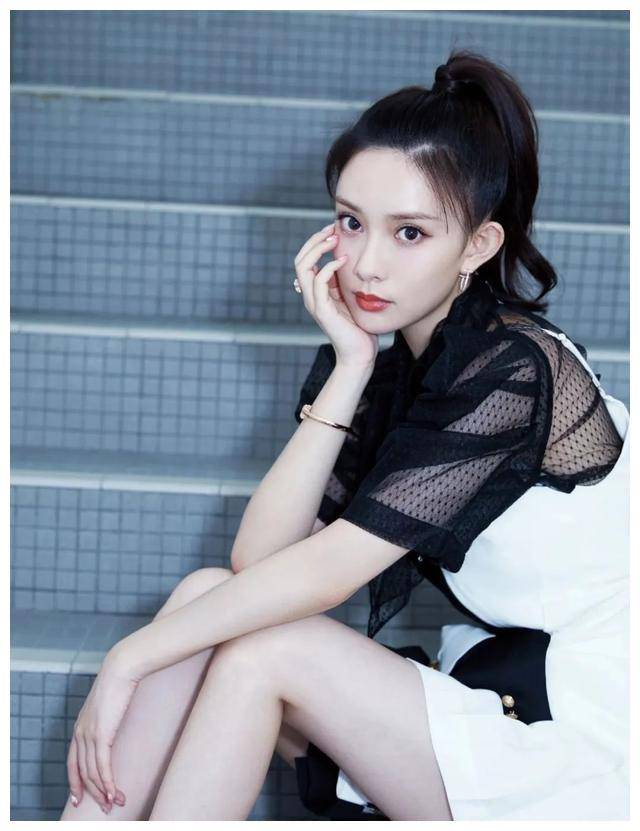 孟子义展现真性情的实力派美人独具魅力