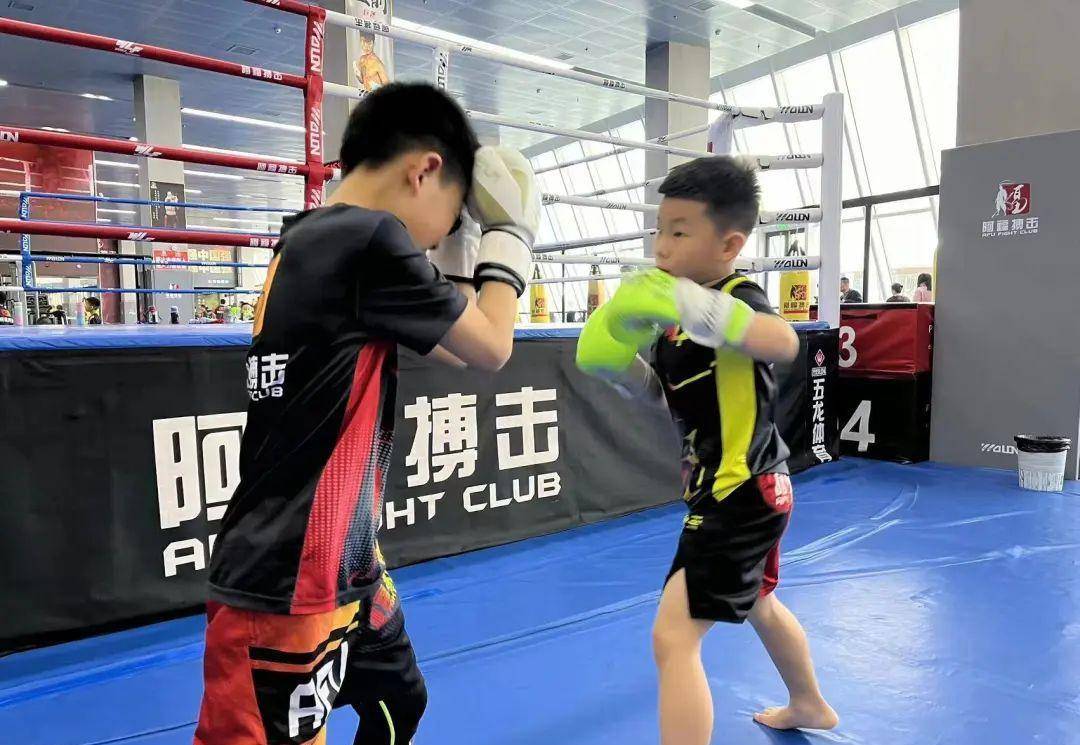 原创武观天下走访武林系列之天津阿福搏击以世界冠军为榜样培育全新一