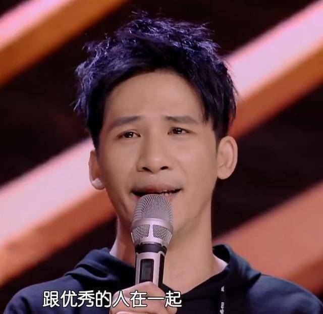 观众哄堂大笑_何炅_评价_因为