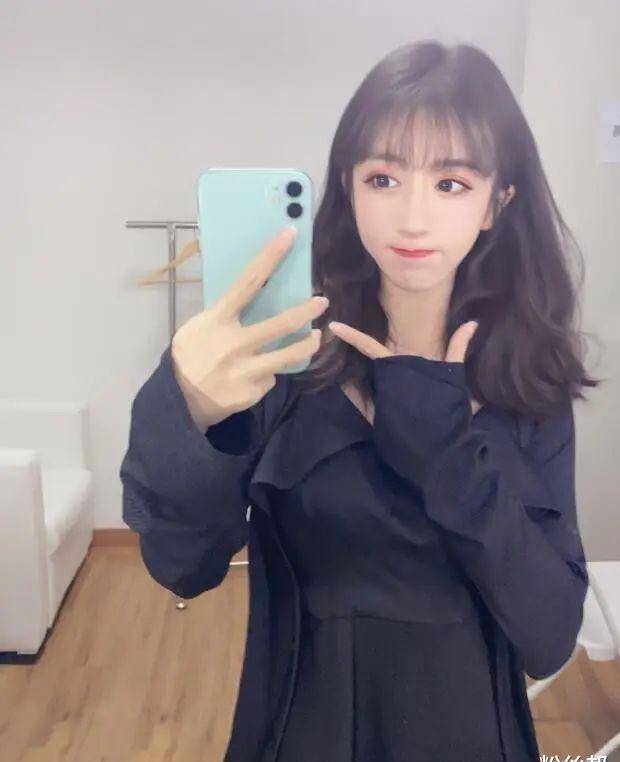 原创粉丝打电话到学校匿名举报呆妹儿很束手无措回应诽谤是违法的