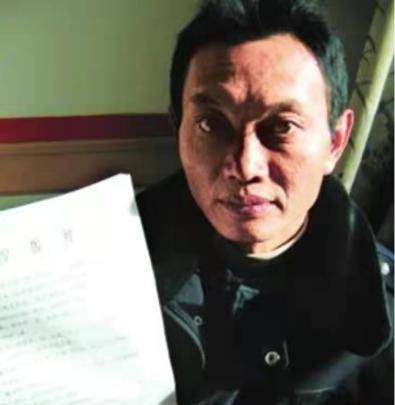 而已被拘留三十多天的罗开友也得到提审,他请求警方让他看看证据,可这