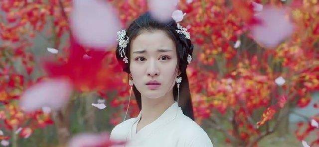 不过表妹不是来黑化斗嘴的,而是要来和叶昭开始百合恋的!