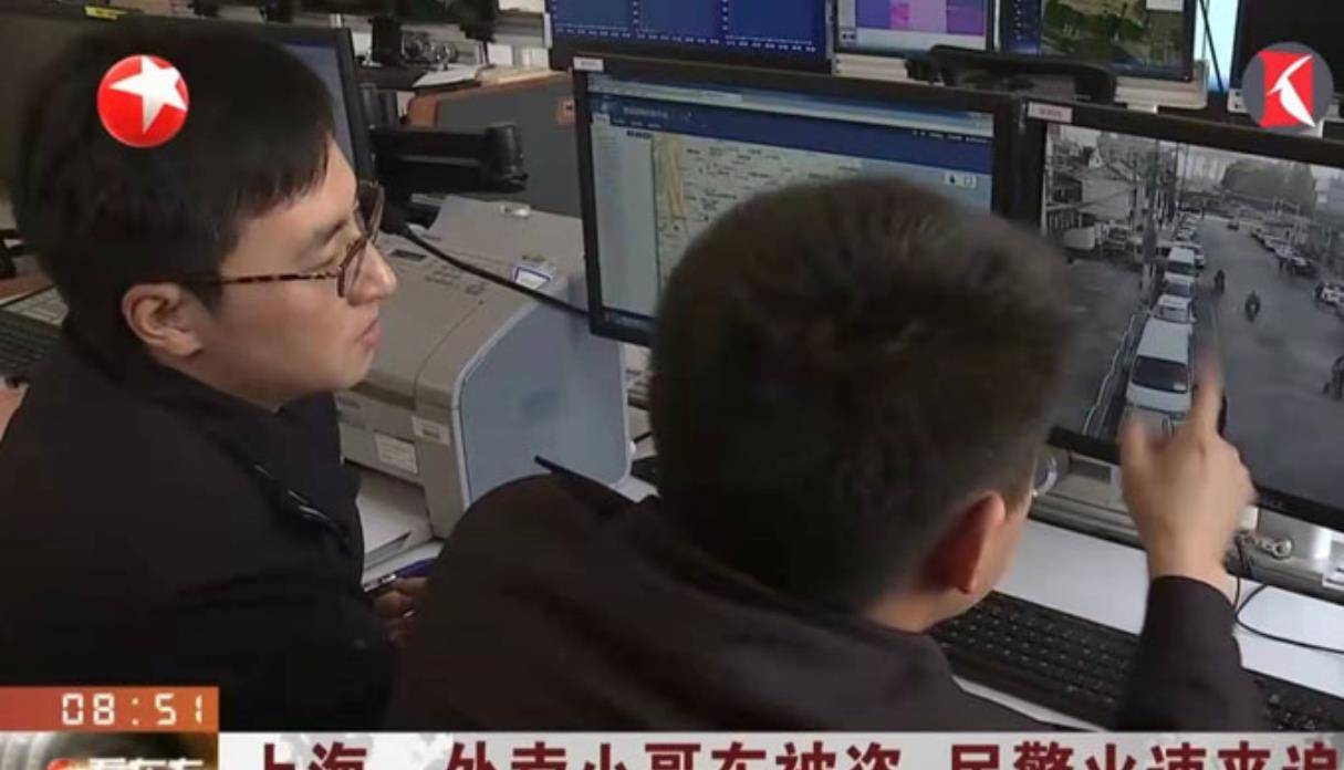 原创外卖员的酸甜苦辣有人让帮忙倒垃圾对雨天又痛又爱