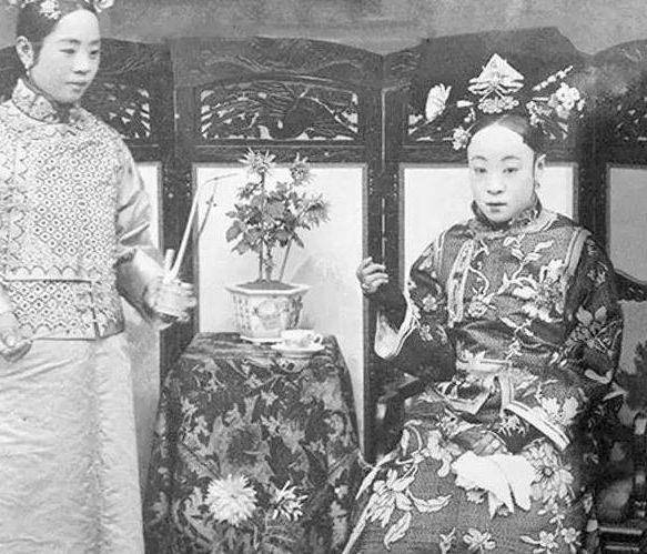 光绪和溥仪之间还出过一位皇帝登基3天就被废名字有些熟悉