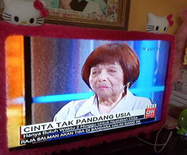 有一次,玛莎在社交媒体上发表了一篇令人惊喜的消息:她在婚后两个月