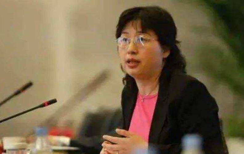 "华为女皇"孙亚芳:任正非背后的狠角色,多次挽救华为于危难_公司_改革