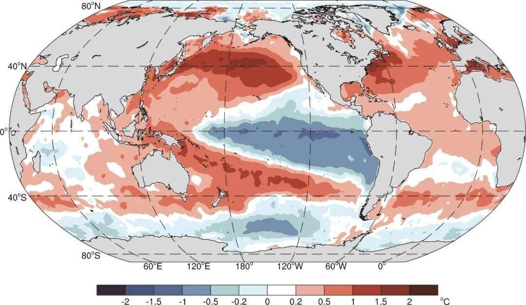 赤道中东太平洋海温持续偏高并且造成大气环流异常的一种气候现象,而