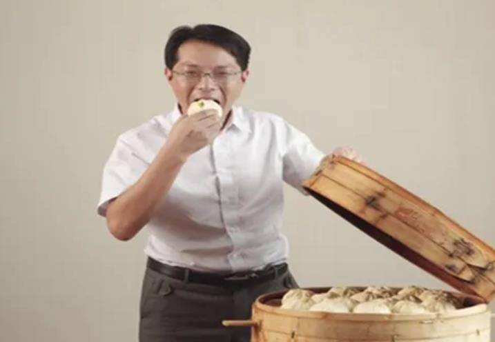 原创4000元起家身家超55亿这个安徽人把包子做到了极致