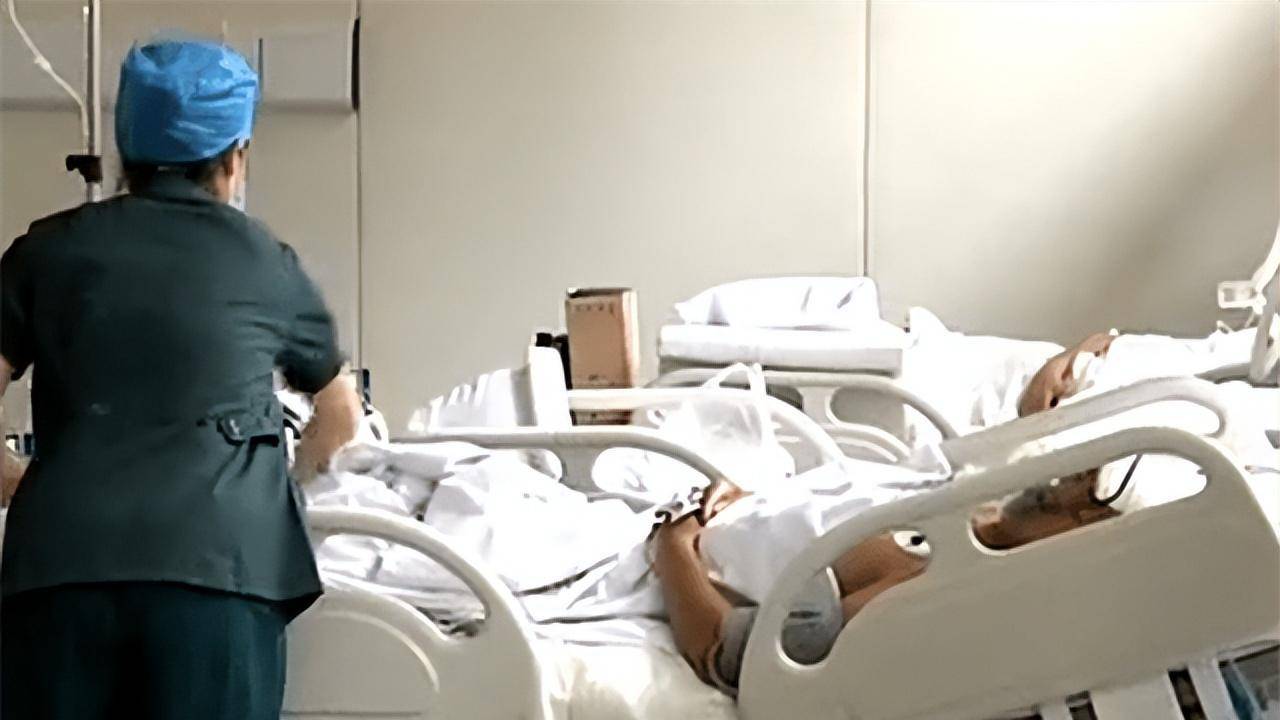 男孩遭高压泵充气,内脏20处穿孔,医生无能为力_杜传旺_赵鑫伟_杜守厚