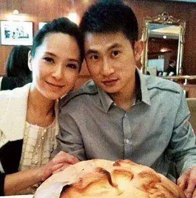 郭羡妮混血港姐嫁农村小伙结婚倒贴500万还给公婆买下3套房