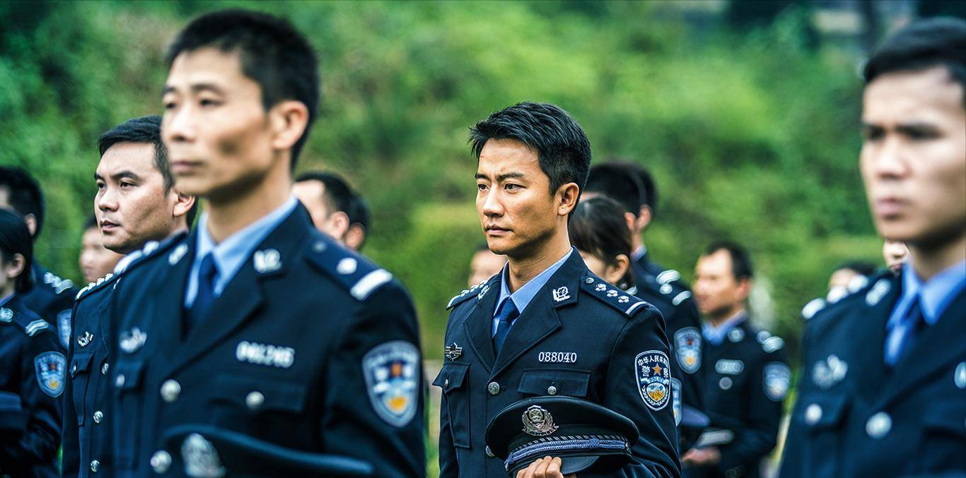 缉毒英雄吴桂忠千名战友泪撒葬礼拼命三郎有着怎样的人生