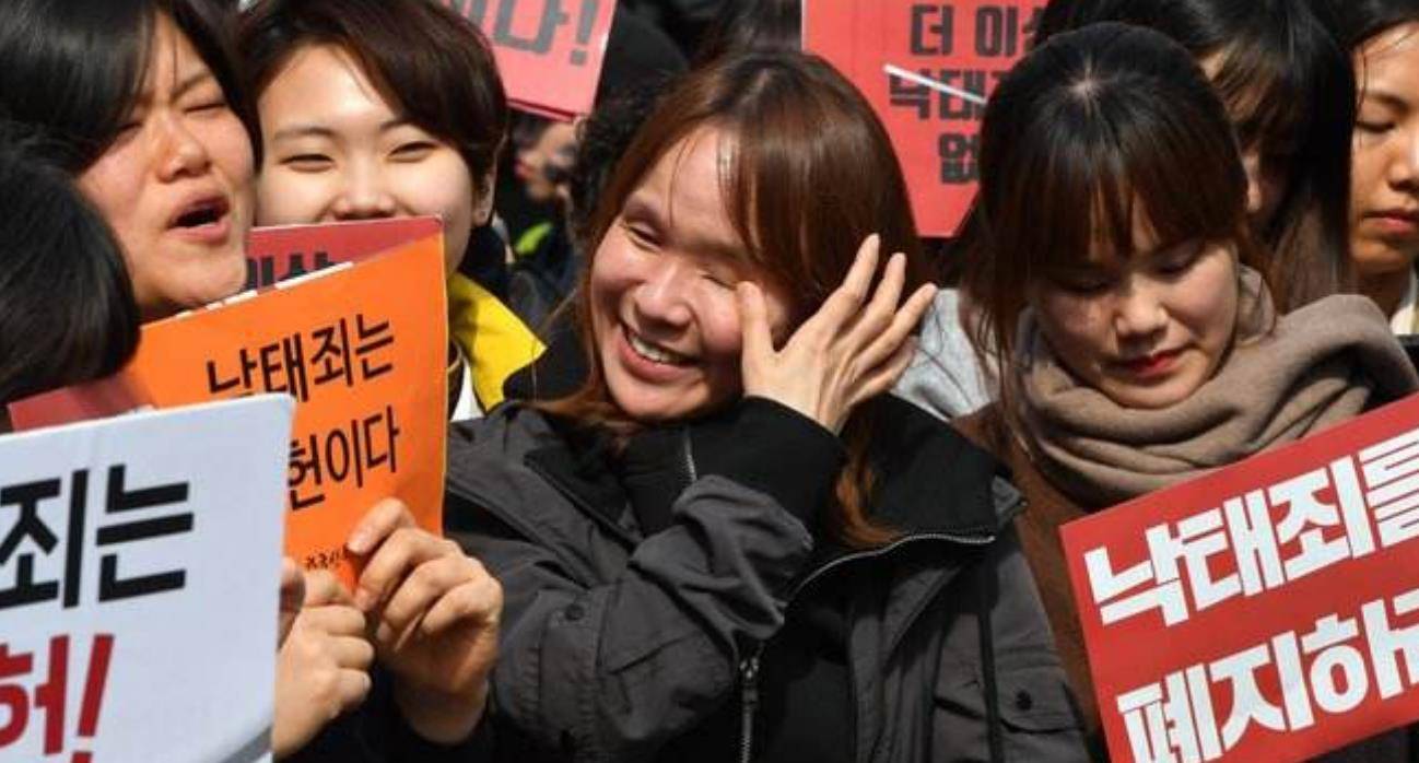 韩国的双重标准想嫁来韩国先学女德亚洲女性有何不同反应