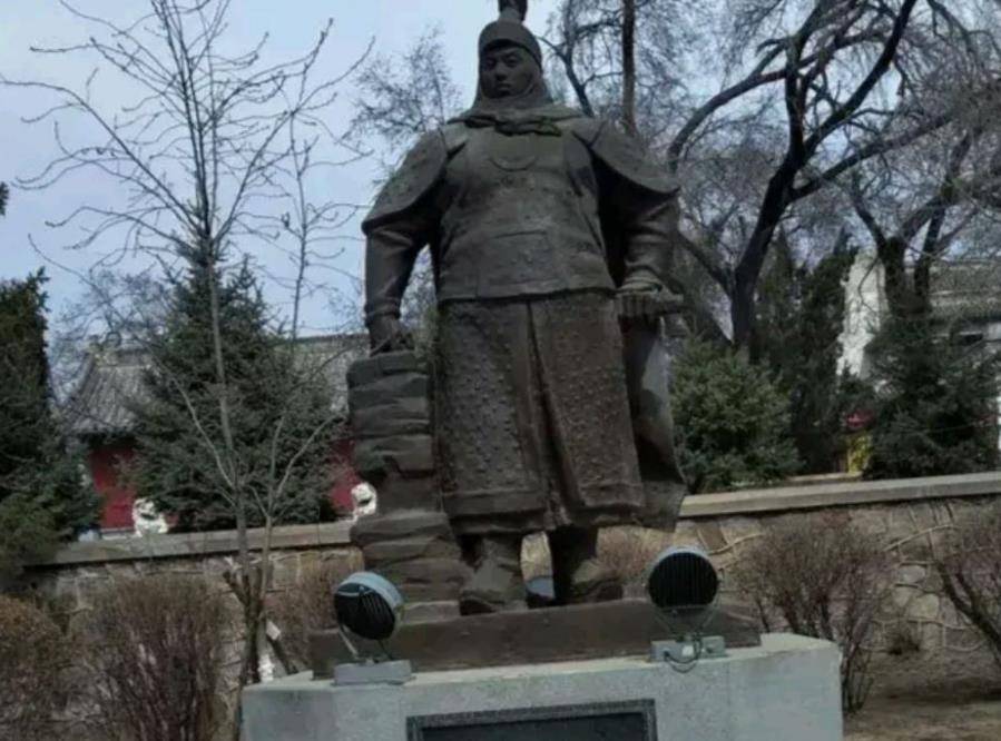 沙俄便以盛京将军增祺为突破口,逼迫其与沙俄签订了《奉天交地暂且