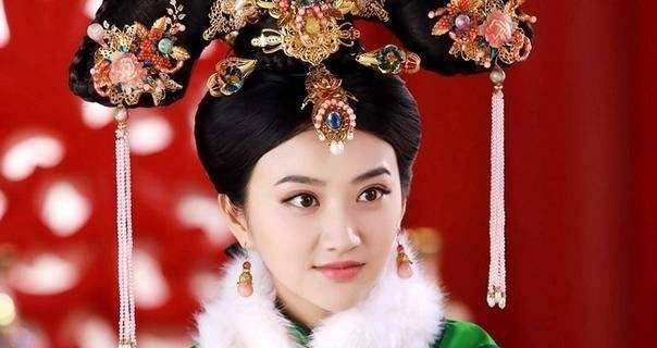 内蒙古发现一座古墓墓中挖出皇袍公主尸体历经300年不腐