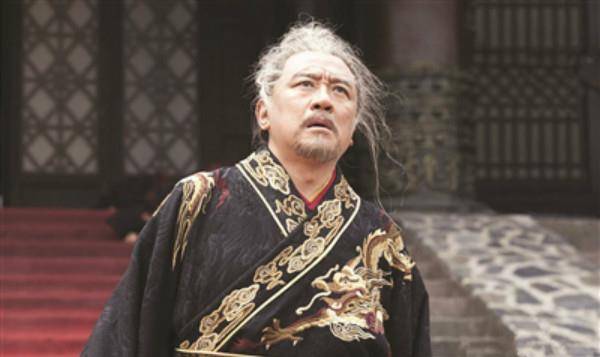 不作不死:爱上亲叔叔的公主,妄想弑父篡位当皇后,结果杯具了!_萧宏_萧