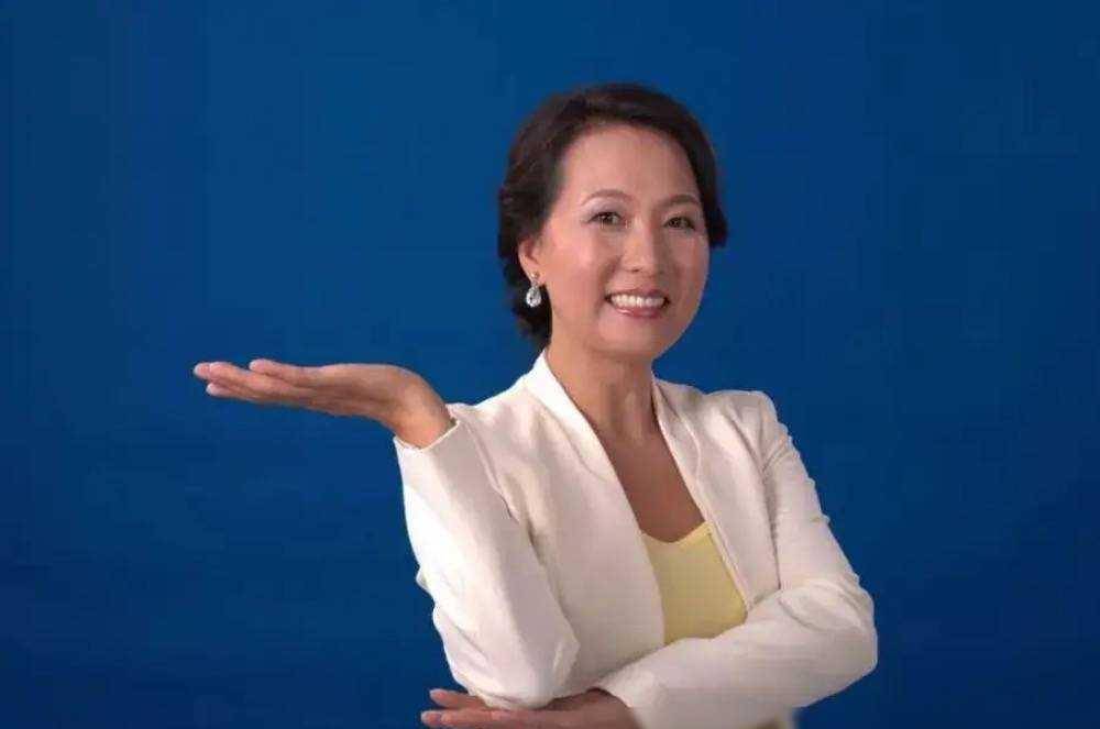 原创东方神鹿王军霞近况离开国外三娃三爹生活如何