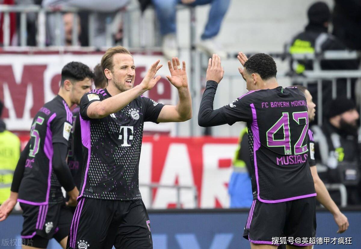 索斯盖特_耐克_曼联