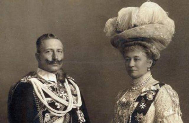 一百年前,那个叫嚣让中国人畏惧一千年的德皇,最终结局如何?_德意志_