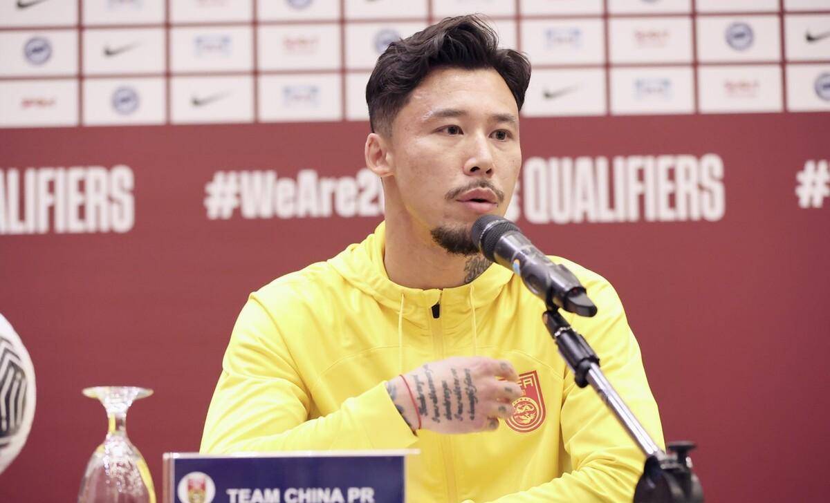 然而,随着年龄的增长,张琳芃的状态有所下滑,在比赛中出现失误也越来