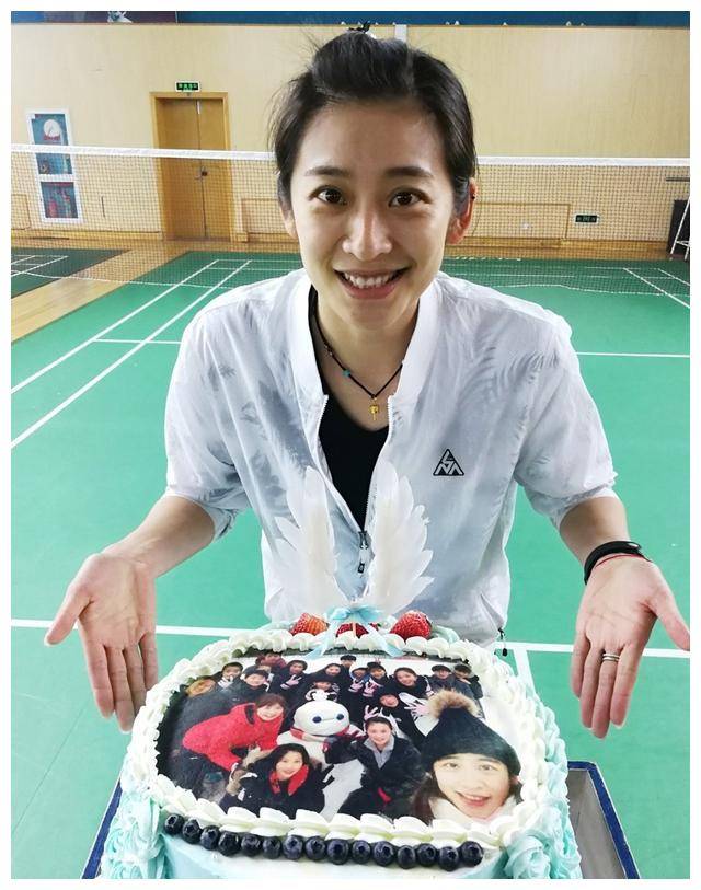 原创中国羽毛球女神倾世出现魅力犹存李宗伟也为之倾倒