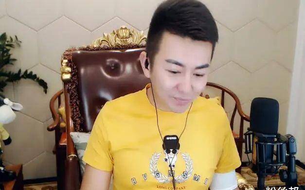 原创刘一手团战扳回一局险胜舞帝静静队伍双方狂晒百万锹董莹莹照片