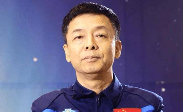 原创中国第一批航天员邓清明坚持训练20年却从未执行过飞天任务