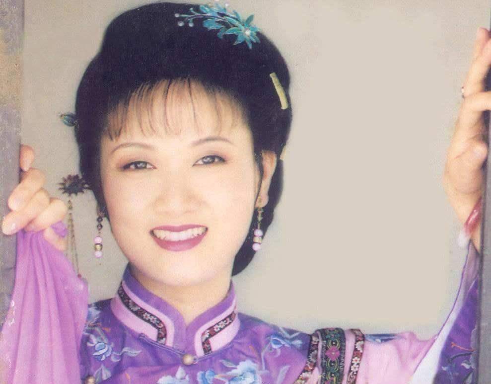 原创宜妃是康熙四妃之一也是康熙后宫4对姐妹花之一为何晚景凄凉