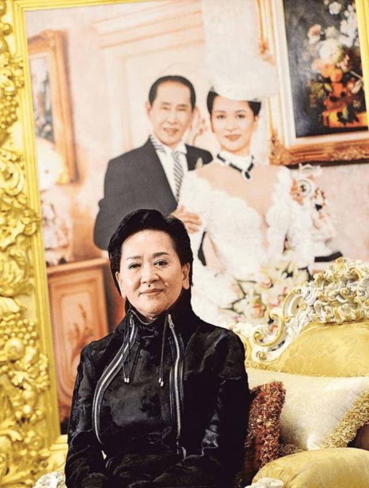 原创洪金梅为嫁豪门穿了30年塑身衣生4个孩子最后遗产只得1元钱