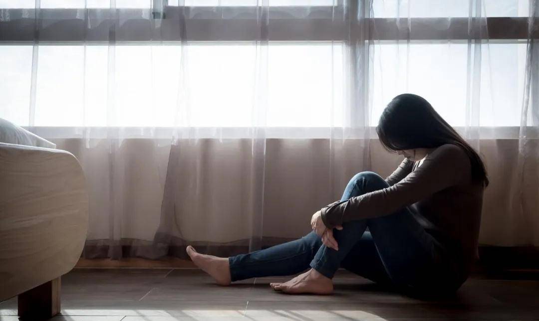 原创女子落入美男计拉副县长丈夫贩卖情报17年最后两人怎么样了